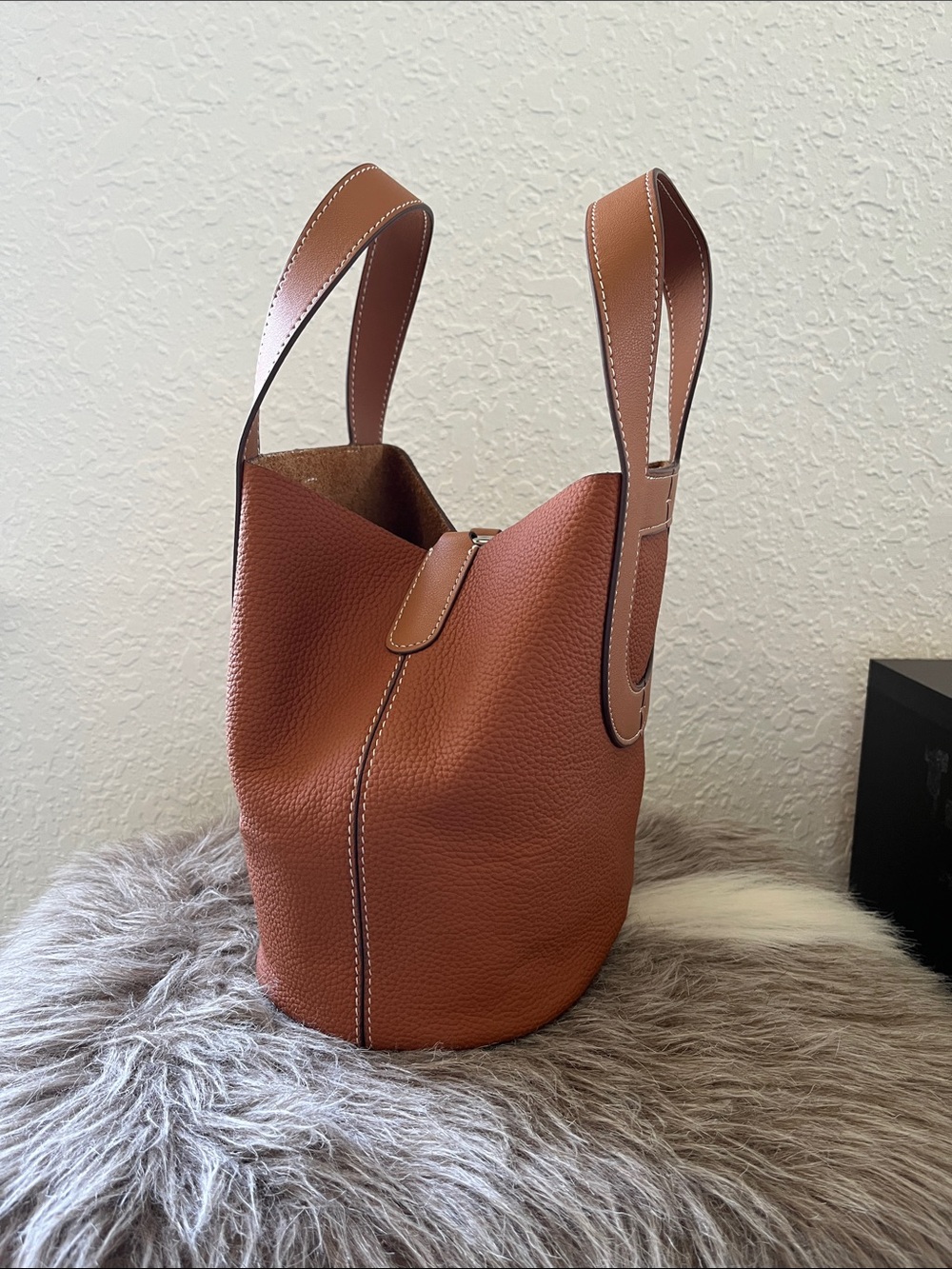 In The Loop Brown Bucket Bag - Picture 2 of 10